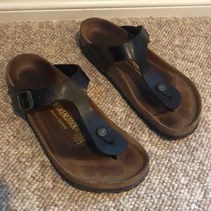 Black Birkenstock Gizeh’s